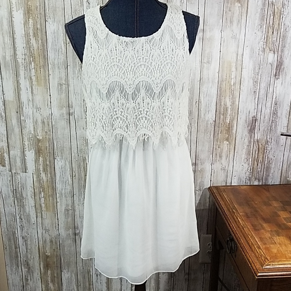 Papillon crochet bodice dress